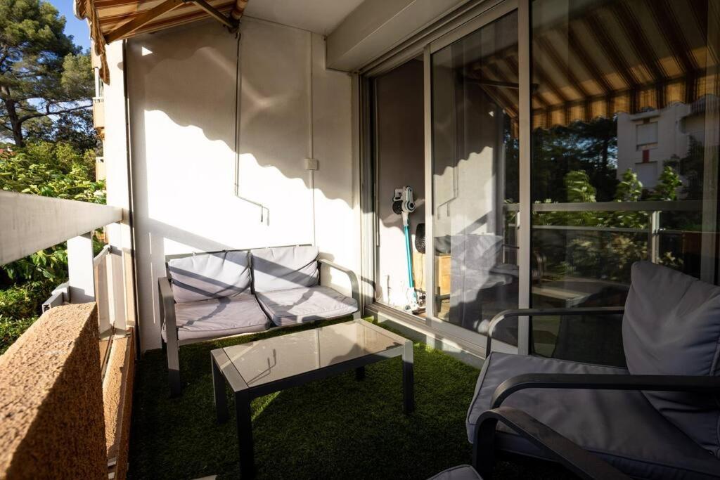 Appartement A Santa Lucia Vue Mer Saint-Raphaël Exterior foto